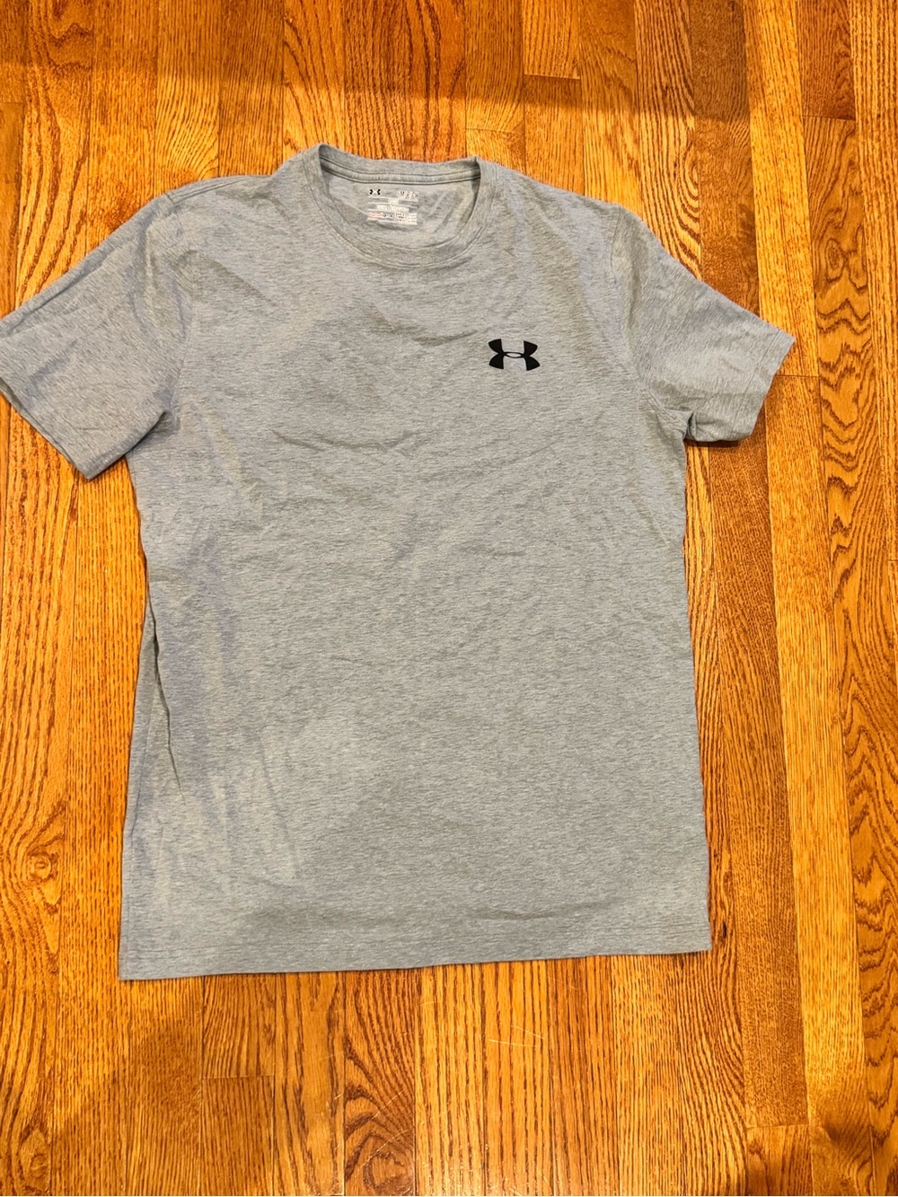 Under Armour Men’s Light Gray Short Sleeve Performance Tee